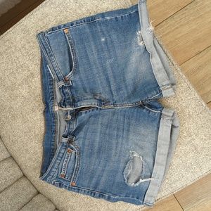 Levi shorts